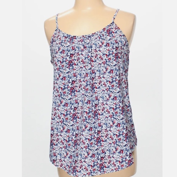 Blue red and white floral tank top. - Picture 11 of 11